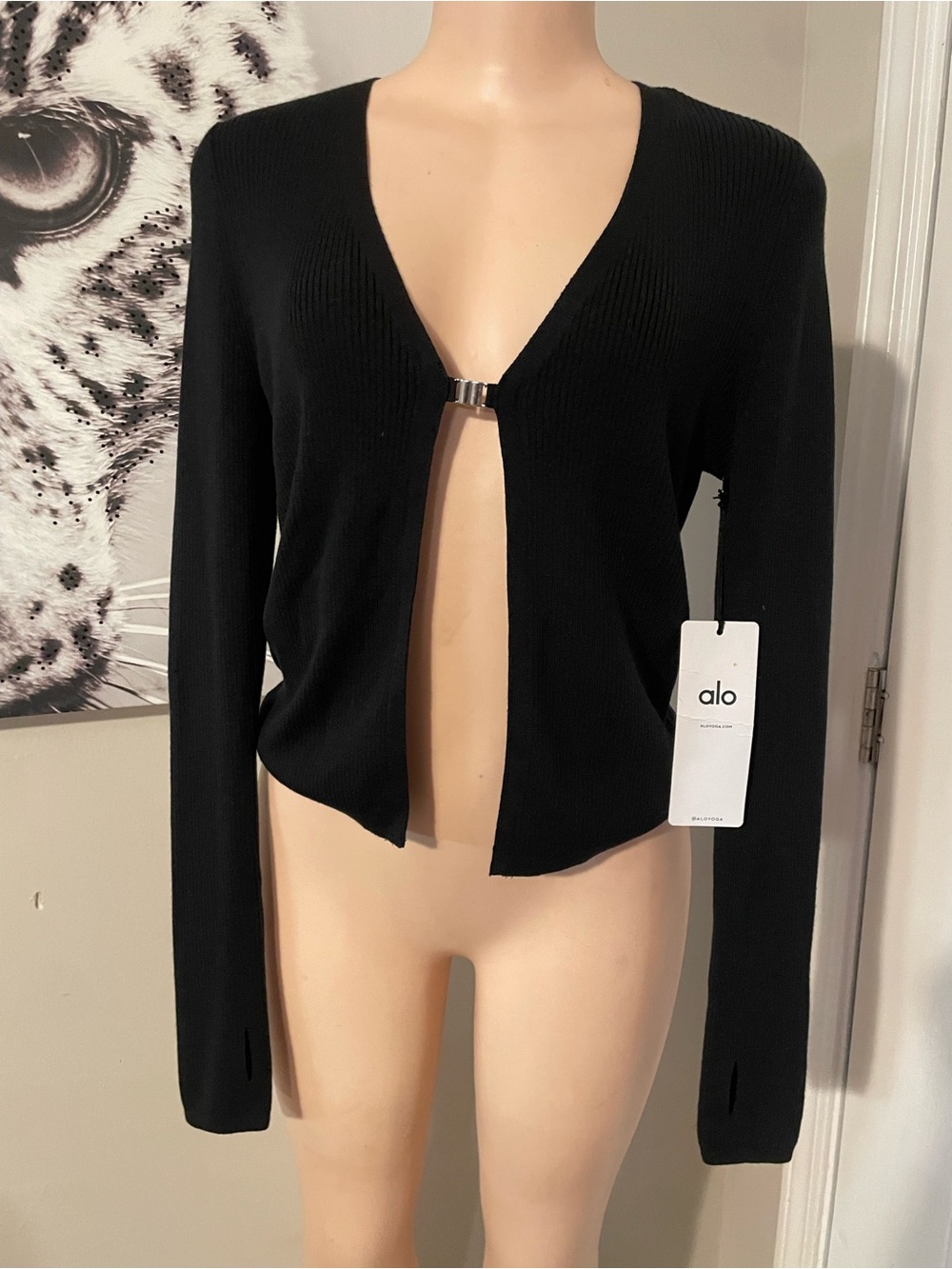 New ALO Yoga Black Ribbed V-Neck Long Sleeve knit Cardigan with Front Clasp XS